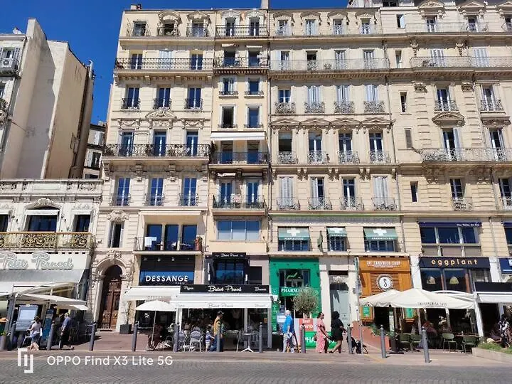 Design Et Vue Incroyable Port Apartman Marseille